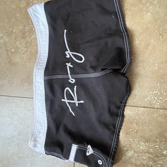 Used Roxy board short  13 - Picture 8 of 16